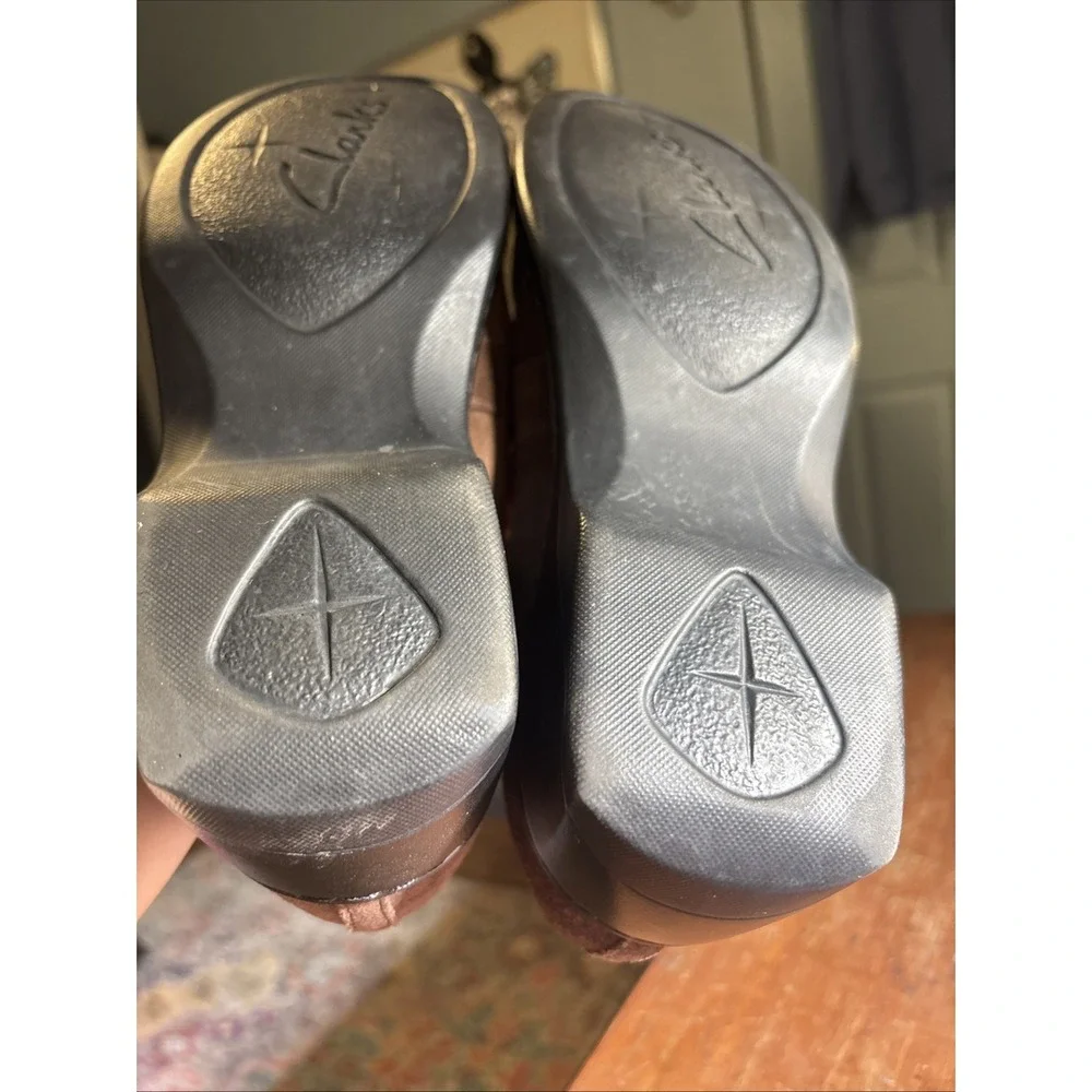 Clarks product pair